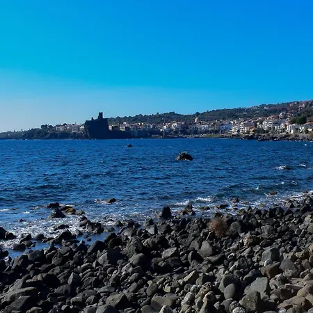 Apartman Acitrezza View