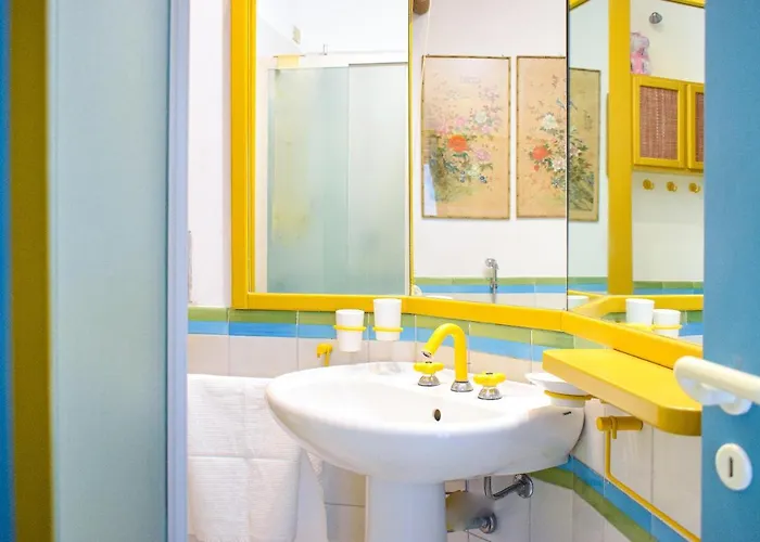 Acitrezza View 公寓 *