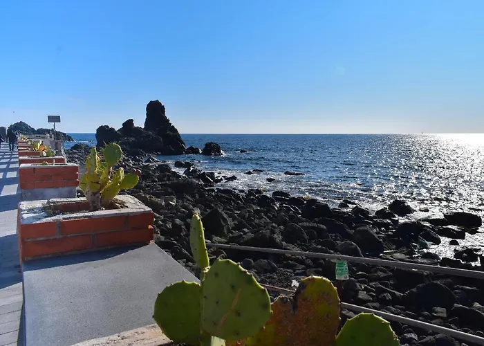 Acitrezza View 公寓 *